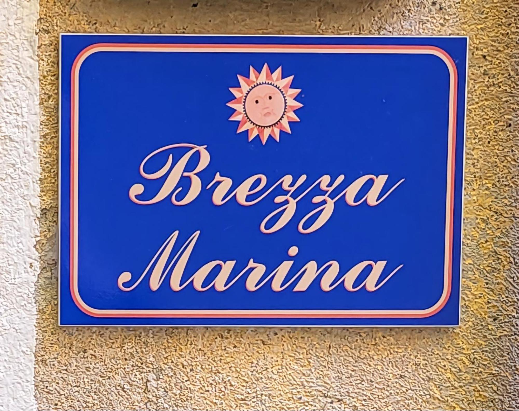 Brezza Marina Guest house *